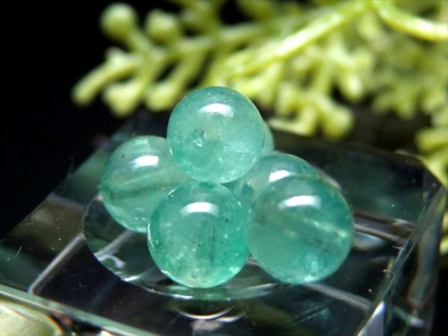 1粒売り 5A級 透明宝石質 エメラルド(翠玉) 6mm-6.5mm珠 世界4大宝石 5 