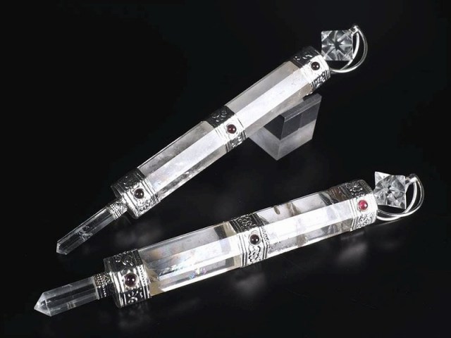 ヒマラヤ水晶 マジックワンド 全長約15cm-18cm 1個売り ガーネット装飾 ヒマラヤ水晶マカバスター付き ヒーリングワンド タイプA