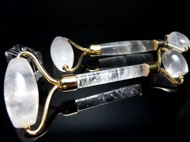 天然石 美顔ローラー 水晶 全長約140mm-145mm 1個売り 4A水晶使用 