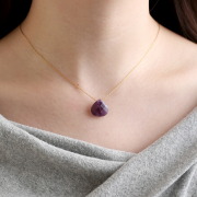 激安宣言 1粒売り 小サイズ 天然水晶 貔貅 ヒキュウ ビーズ石 長さ約13mm 幅約10mm 澄んだ輝きを放つ天然水晶 財運を高める瑞獣 4月の誕生石 ブラジル産
