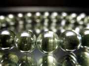 深みのあるダークグリーンカラー 千層ガーデンファントムクォーツ ブレスレット 7mm-7.5mm×26珠 神秘のストライプ模様 緑庭園幻影水晶