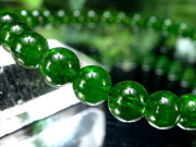 濃縮グリーンカラー3A+ クロムダイオプサイト ブレスレット 6mm-6.5mm×30珠 透明宝石質 自然の癒しを感じる深緑色 知恵と叡智の石 一点もの ロシア産