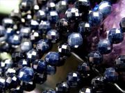 激安宣言 小サイズビーズ 約2.5mm前後 サファイア 青玉 多面カット連 一連 約37-39cm キラキラ多面カット 9月の誕生石 勝利を呼ぶ石 ミャンマー産 geki