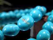 ターコイズの最高峰 スリーピングビューティーターコイズ タンブルブレスレット 幅約3mm-4mm前後 ぷっくりタンブル型 美しい鮮やかな空青色 12月の誕生石