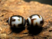 【極上品】万字天珠　卍天珠 女性天珠＆小天珠