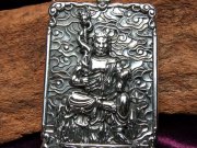 不動明王 高品質シルバー 両面彫刻 不動明王像 彫刻ペンダントトップ 縦約50mm1個売り キーホルダーにも使える大き目サイズ Silver925