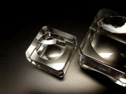 Sサイズ 丸玉用 台座 K9 クリスタルガラス 台座サイズ約24×24mm 高さ約14mm 丸玉台座 天然石丸玉用台座 inmy-4 -s パワーストーン 天然石 ss-20