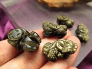 激安宣言 ゴールデンシャインオブシディアン 黒曜石 貔貅 ヒキュウ タンブル 極小サイズ 縦約19mm メキシコ産 geki-obG67 パワーストーン 天然石