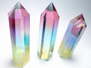 春色 お花見オーラ 天然水晶ポイント(六角柱) 90g-110g ピンク&ブルー&イエローオーラ 極上超透明 手ごろな小さめサイズ 写真栄えするインテリアに