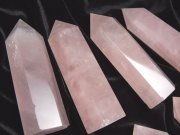ローズクォーツ ポイント 六角柱 20g-30g 透明ピンクの紅水晶ポイント モザンピーク産 パワーストーン 天然石