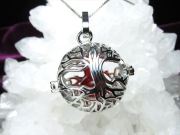 入れ替え可能 ツリーオブライフ型 ストーン入れ替えペンダントトップ シルバーカラー ケージ型 約5mmから18mmまでの天然石が入ります 世界樹モチーフ