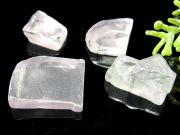 超透明ライラックピンク クンツァイト ミニ原石 1個売り 重さ0.5g-1.0g つやつや透明 ミニ原石 純粋さと無償の愛の象徴 リチア輝石 パキスタン産