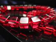 5A ルビーレッドアンバー ブレスレット キューブ型 幅約6mm-6.5mm 発色美しいリトアニアアンバー 希少入荷 極上透明 天然琥珀 天然琥珀 バルト海産