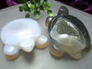 福運をもたらす笑顔の石 笑口メノウ カメ 彫刻置物 最大幅約65mm-80mm 瑪瑙&水晶 アゲート 笑福開運 幸運を運び込む 叡智と長寿の共存 ブラジル産