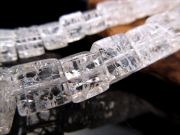 幅約6-6.5mm レインボー水晶 爆裂水晶 キューブ型 一連 約38cm-40cm キラキラキューブカット 純粋と浄化を象徴する万能ストーン ブラジル産