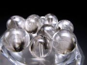 一粒売り プラチナルチルクォーツ ビーズ石 バラ珠売り 11mm-11.5mm 繊細プラチナ針&ブルッカイト ブラジル産