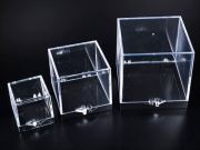 コレクションの保管・展示に Mサイズ ディスプレイ用クリアケース 高さ約5cm×幅約5cm×奥行き約5cm 中身が見えるクリアケース