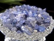 極小粒タイプ 高品質 タンザナイト 灰簾石 さざれ 約50g 粒の大きさ 平均約1mm-6mm 人生を良い方向へと導く石 ブルーゾイサイト タンザニア産