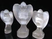 セレナイト エンジェル 彫刻置物 高さ約12cm 幸福を運ぶ天使モチーフサティンスパーキャッツアイ 聖母マリアのガラス 守護や優しさの象徴 メキシコ産