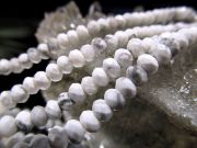 ハウライト ボタンカット 約4.5mm珠 一連 約38-40cm 穴径約0.6mm 小サイズ アメリカ産 パワーストーン 天然石