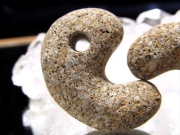 正規品 日本銘石協会 出雲石 勾玉 縦約26mm×横約19mm 1個売り 国産石使用 持ち出し禁止 松江城を築いた歴史的名石 商売?盛・縁結び 証明書付属 島根県産 sp