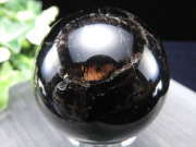 スターモリオン 丸玉 45.5mm 神秘的なスターの輝き 六条のスター効果も 最強の魔除け 邪気払いの石 チベット産 パワーストーン 天然石