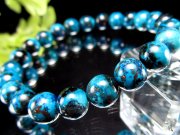 AAA+ 鮮やかなブルーグリーンカラー アイアンクリソコラ 珪孔雀石 ブレスレット 8mm~8.5mm×23珠 つやつや光沢 重厚感溢れるメタリックカラー