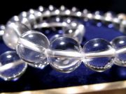 クリアタイプ ガネーシュヒマール産 水晶 ブレスレット 約8mm×23珠前後 神に最も近い場所 で採掘される 神が宿る水晶 心身の調整・癒しの御守り