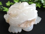 福運をもたらす笑顔の石 笑口メノウ 銭蛙 彫刻置物 最大幅100mm 瑪瑙 アゲート 笑福開運 幸運を運び込む 魔除けと財運の共存 ブラジル産