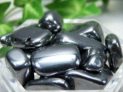 アウトレット テラヘルツ鉱石 さざれ石 100g 約7mm-31mm 穴開き つるんとしたつやつや光沢 話題の 高純度 テラヘルツ 鉱石 2026年 検査機関にて検査済み