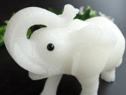 幸運の象徴 天然石 漢白玉 ゾウ 彫刻置物 最大幅約111mm 重さ468g 1点物 インテリアに 縁起物