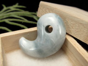 安心の原産地証明書付属 糸魚川翡翠 硬玉 勾玉 まがたま 石サイズ約26mm 重さ7.4g 世界最古の翡翠 糸魚川翡翠 日本の国石 5月の誕生石 専用桐箱付 極上1点物