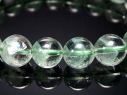 店頭展示中 限定4本 激レア 虹入り S級 エメラルドグリーンファントム ブレスレット 10mm×19珠 澄み切った水晶に浮かぶ新緑のファントム 極上天然石