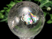 天然水晶 虹入り 丸玉 台座付き φ48mm 重さ 153g レインボー水晶 すべての浄化と純粋さの象徴 極上天然石 一点もの ブラジル産 パワーストーン 天然石