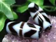 女性にぴったりサイズ A至純天珠 四線虎牙天珠 しせんこがてんじゅ サイズ：約25-30ミリ 1個売り 極上 天然石 ビーズ パワーストーン te-s パワーストーン