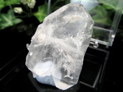 激レア 世界有数のヒーラーストーン ファーデンクォーツ 天使の水晶 結晶原石 コレクションケース付 コレクションや標本に 稀少点物 再生と復活の象徴