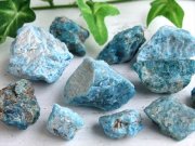 天然 ラフ原石 ブルーアパタイト 原石 詰め合わせ 一袋100g 約10個前後入り 不安の解消に 浄化用 ナチュラルそのまま インテリアに 燐灰石 ブラジル産