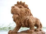 究極のリアル ピクチャーサンドストーン ライオン 彫刻置物 最大幅 約195mm 重さ 約1118g 百獣の王 天然石の質感を活かした彫刻 1点物 幸運のシンボル