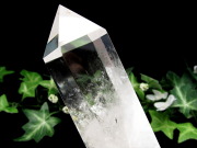 水晶 ポイント 六角柱 置物 高さ145mm 重さ303g 極上超透明 水晶 クリスタル 水晶ポイント 浄化 インテリア 一点もの ブラジル産 パワーストーン 天然石