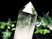 水晶 ポイント 六角柱 置物 高さ133mm 重さ303g 極上超透明 水晶 クリスタル 水晶ポイント 浄化 インテリア 一点もの ブラジル産 パワーストーン 天然石