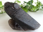 天然の黒光り 天然 黒水晶 モリオン クラスター 原石 重さ289g 最大幅約98mm 大自然の力強さを感じる漆黒の水晶 最強の魔除け・邪気払いの石 1点物