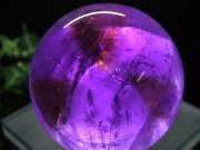 虹入り トラピッチェ アメトリン 5A アメジスト 丸玉 台座付き 直径63.5mm 重さ336g 超透明 愛の守護石 癒しと安らぎの石 一点もの 紫水晶 ウルグアイ産