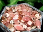 小粒タイプ インカローズ さざれ 約100g 粒の大きさ 3mm-8mm 情熱的な恋をもたらす石 サザレ パワーストーン ペルー産 パワーストーン 天然石 チップス 浄化