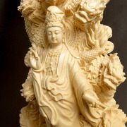 九頭の龍神に守られし 慈悲の観音様 九龍 観音 菩薩 立像 白衣観音菩薩 木彫り観音像 置物 高さ約302mm 家内安全・財運隆盛・万難消除の強力なご加護を
