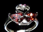 激安宣言 5A アルマンダインガーネット ツインスワンモチーフ（ドロップカット）リング 石サイズ縦約8mm 1個売り 調整可能フリーサイズ SILVER925 シルバーカラー 優雅な白鳥モチーフ インド産 geki-7070C24S