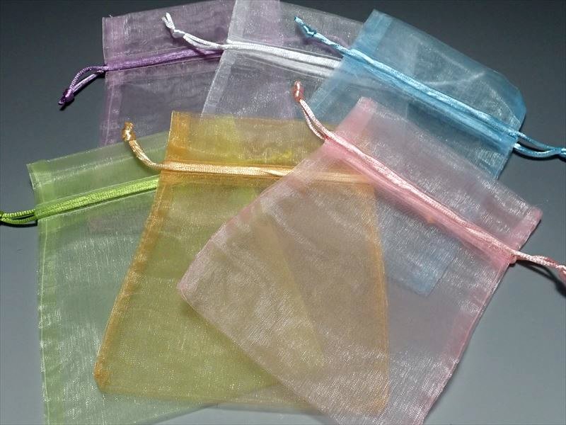 高品質 Lサイズ100枚入り ブレスレット用オーガンジー袋 全6色 丈夫な縫製&太くて頑丈な丸紐 激安副資材 コムローズ si-p