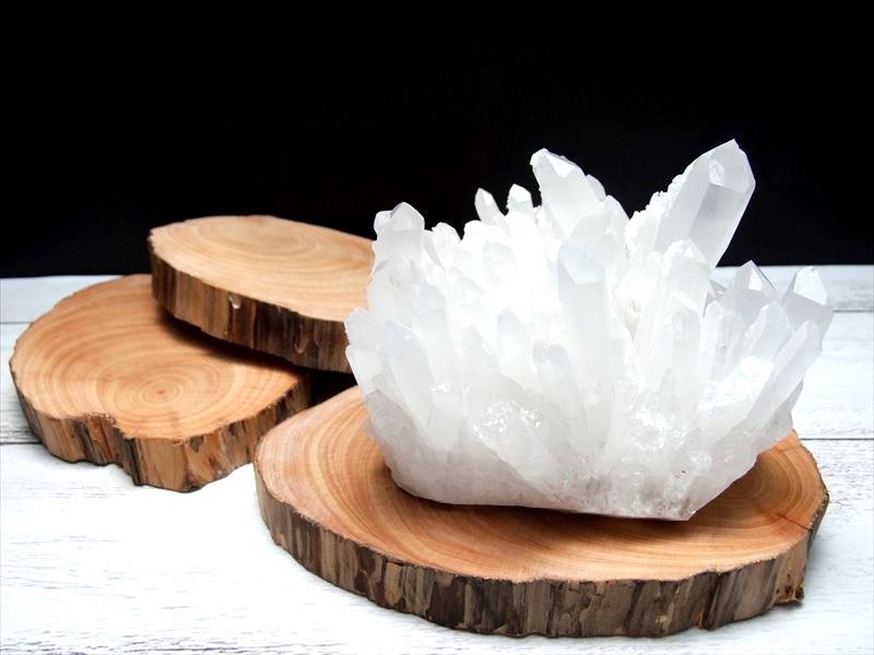 リラックス効果を高める 2A 癒しの香り 崖柏木 原石用 台座 サイズ 幅約110mm 置物や原石のディスプレイに 天然木製楕円型 リラックス効果や免疫力を高める 中国 四川省産