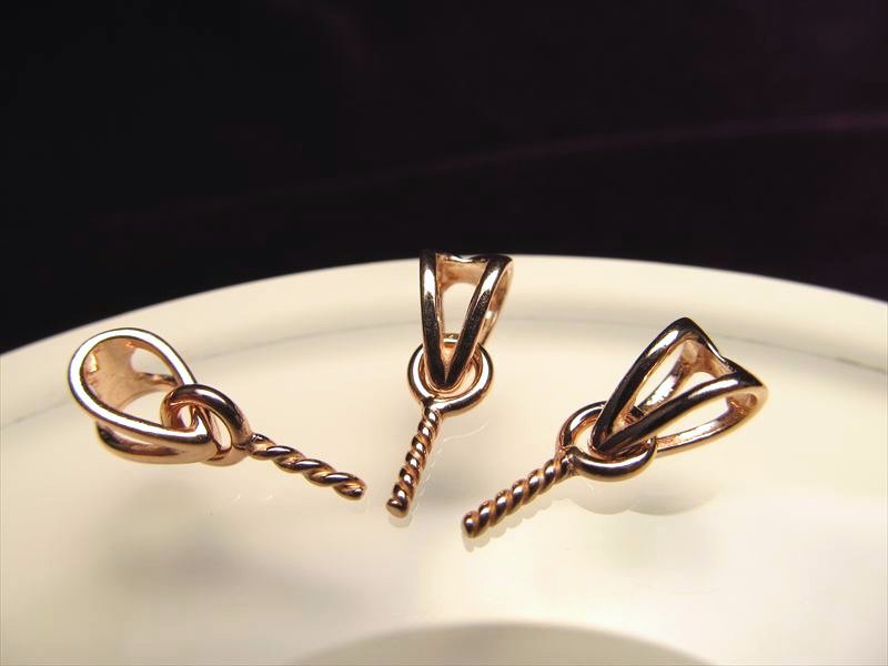 1個売り 高品質Silver925パーツ ヒートンタイプバチカン ピンクゴールド仕様 縦8.5mm チェーン通し部分3.5mm ヒートン部長さ約5.5mm ペンダントトップの必需品 ロジウム仕様 BTC052