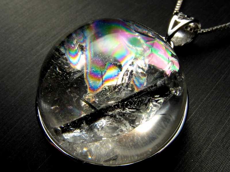 5A 激レア! ブラックトルマリン イン レインボー水晶 ペンダントトップ 縦21mm 重さ12.7g ブラジル産 sai