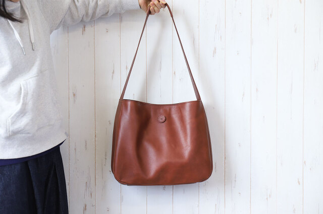 オーバーオールにあうバッグ